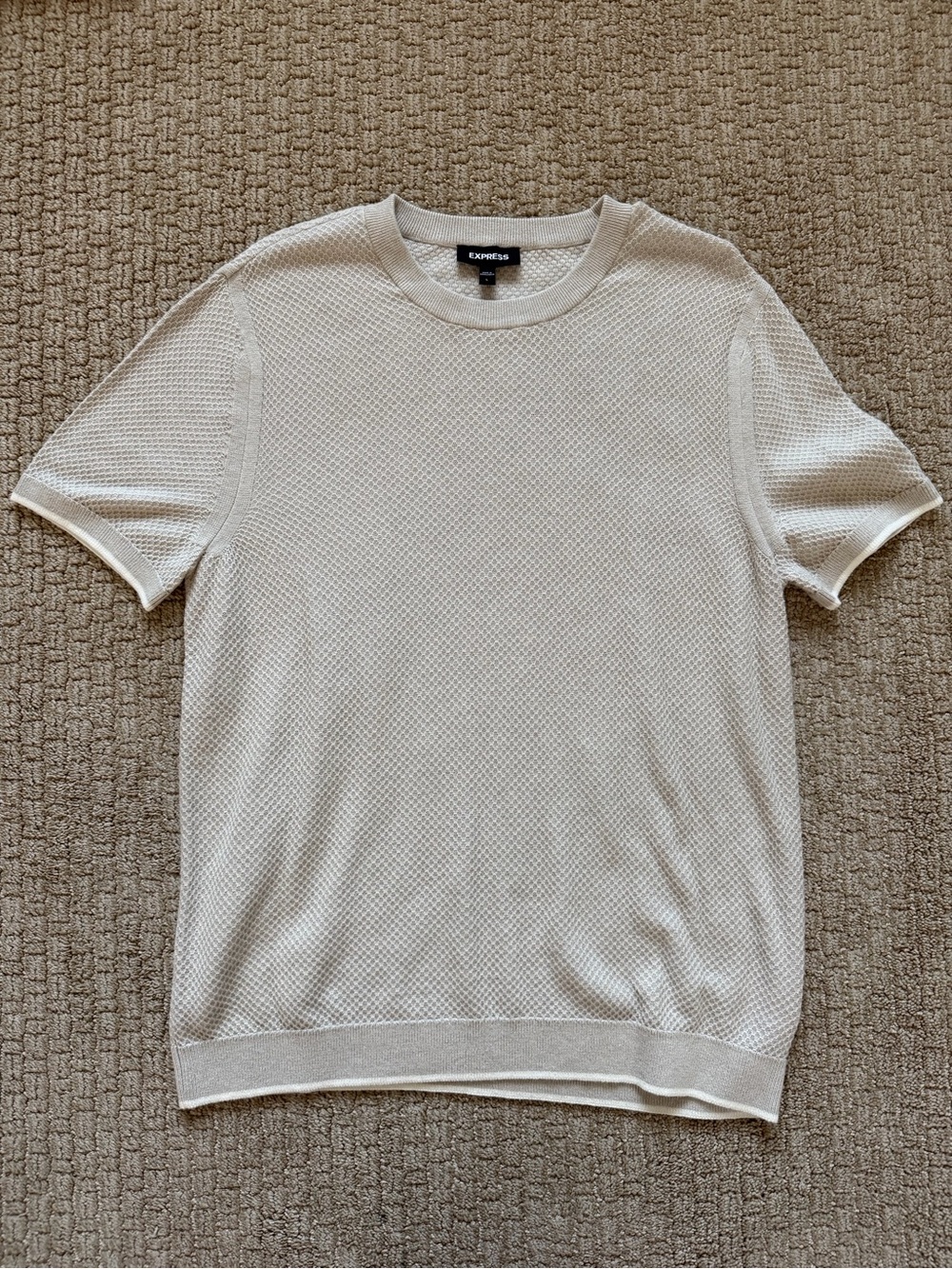 Men’s Express Light Cream Textured Knit Short Sleeve Sweater